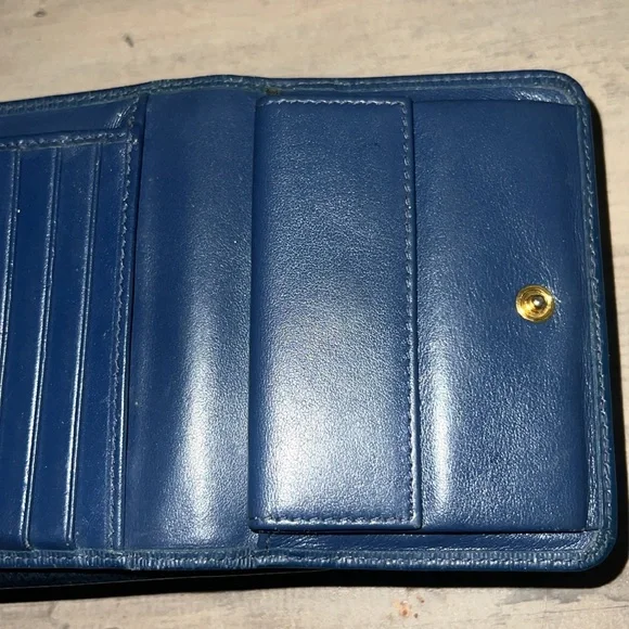 PRADA Blue Vittello Move Leather Trifold Wallet - Picture 11 of 16
